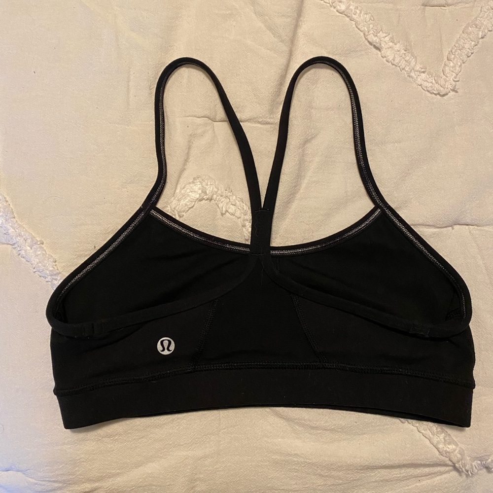 Lululemon black bra.